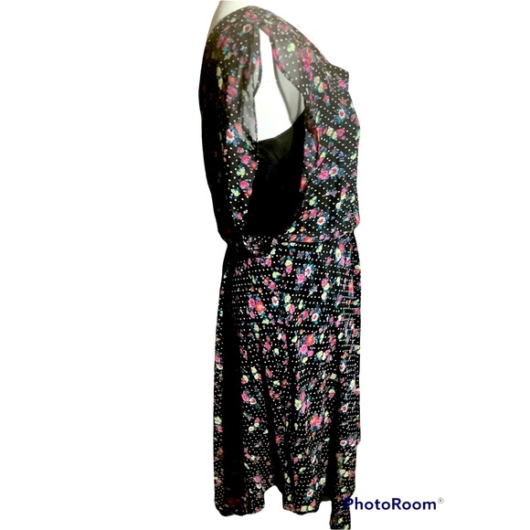 KALIJATI Size Medium Polka Dot and Floral Dress - Picture 2 of 6